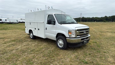 2026 Ford E-Series Cutaway 10' KNAPHEIDE KUV BODY BACK UP CAMERA CLASS V RECEIVER HITCH 3 BOW LADDER RACK