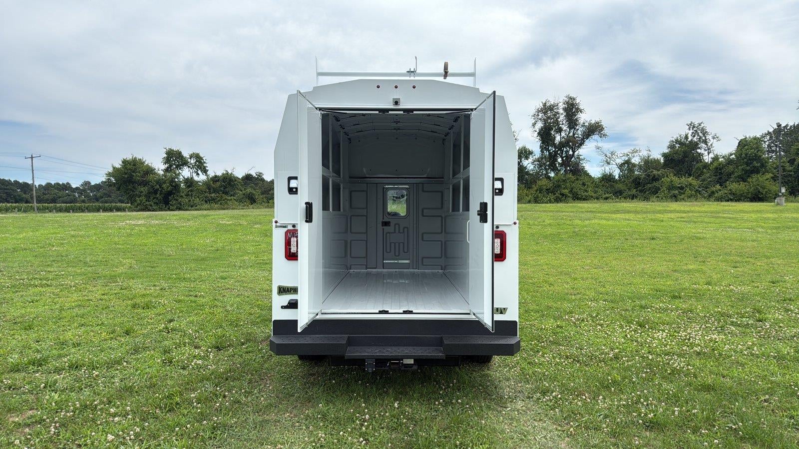 2026 Ford E-Series Cutaway KNAPHEIDE SRW UTILITY VAN KUV129SH 75.8 INTERIOR HEIGHT SOLID DOORS FACTORY BACKUP CAMERA