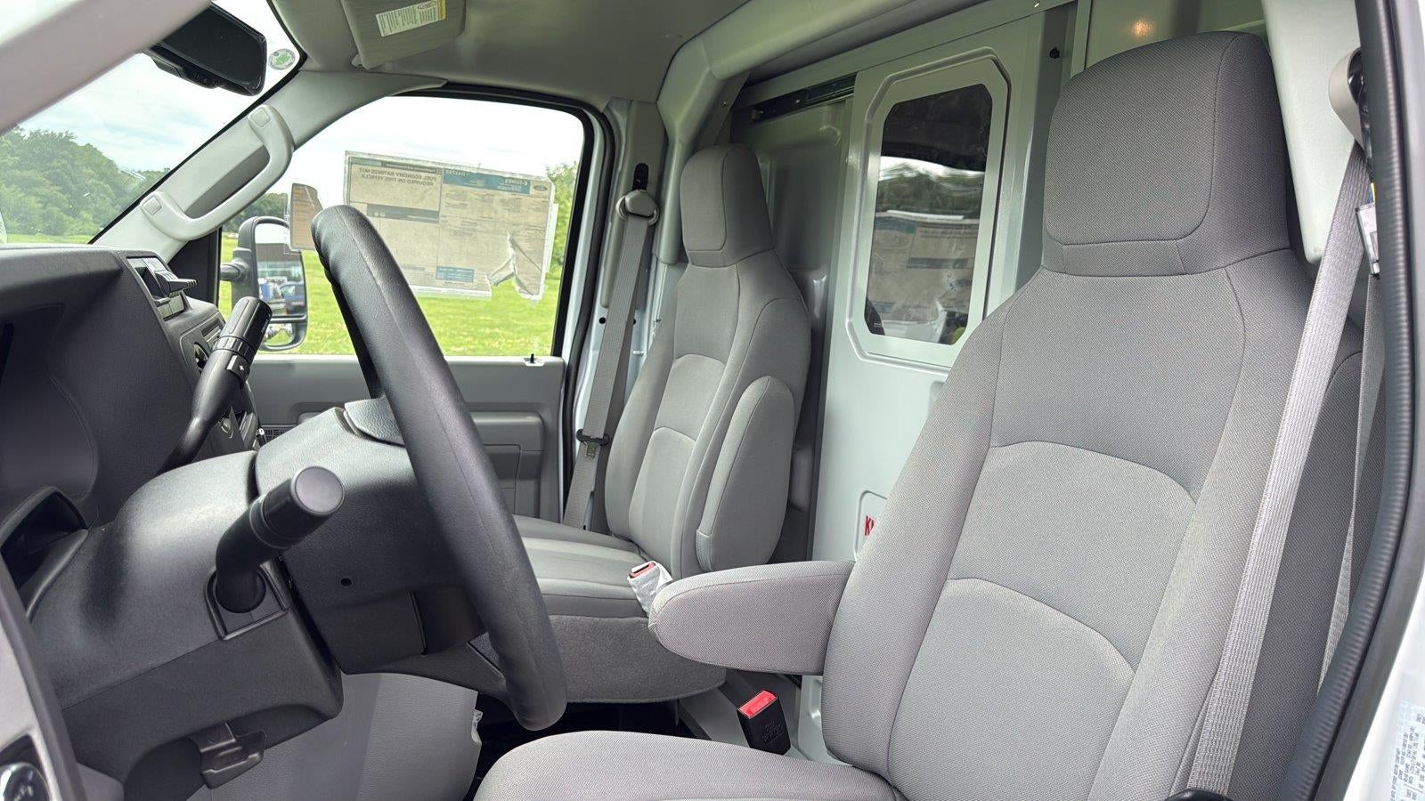 2026 Ford E-Series Cutaway KNAPHEIDE SRW UTILITY VAN KUV129SH 75.8 INTERIOR HEIGHT SOLID DOORS FACTORY BACKUP CAMERA