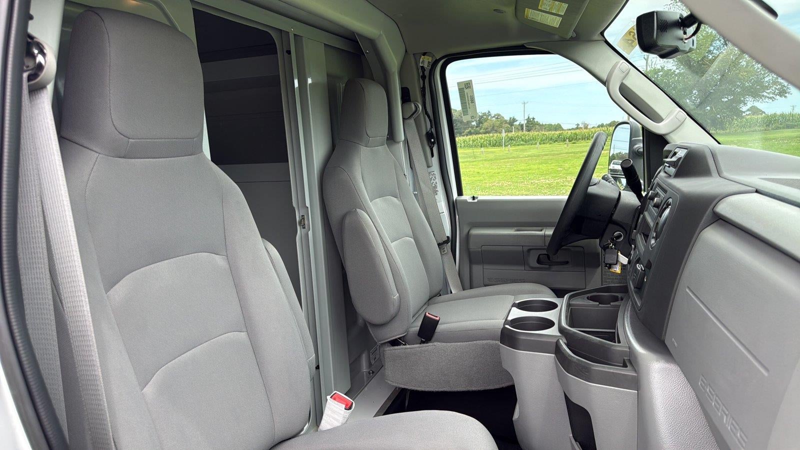 2026 Ford E-Series Cutaway KNAPHEIDE SRW UTILITY VAN KUV129SH 75.8 INTERIOR HEIGHT SOLID DOORS FACTORY BACKUP CAMERA