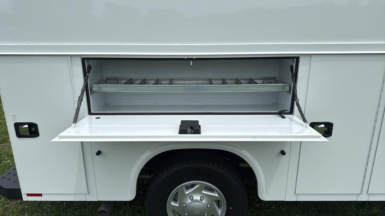 2026 Ford E-Series Cutaway KNAPHEIDE SRW UTILITY VAN KUV129SH 75.8 INTERIOR HEIGHT SOLID DOORS FACTORY BACKUP CAMERA