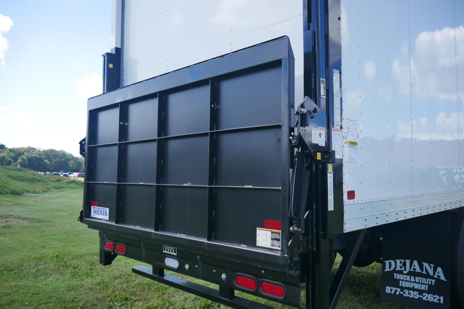 2025 Ford F-650-750 F-750 SD Diesel Straight Frame