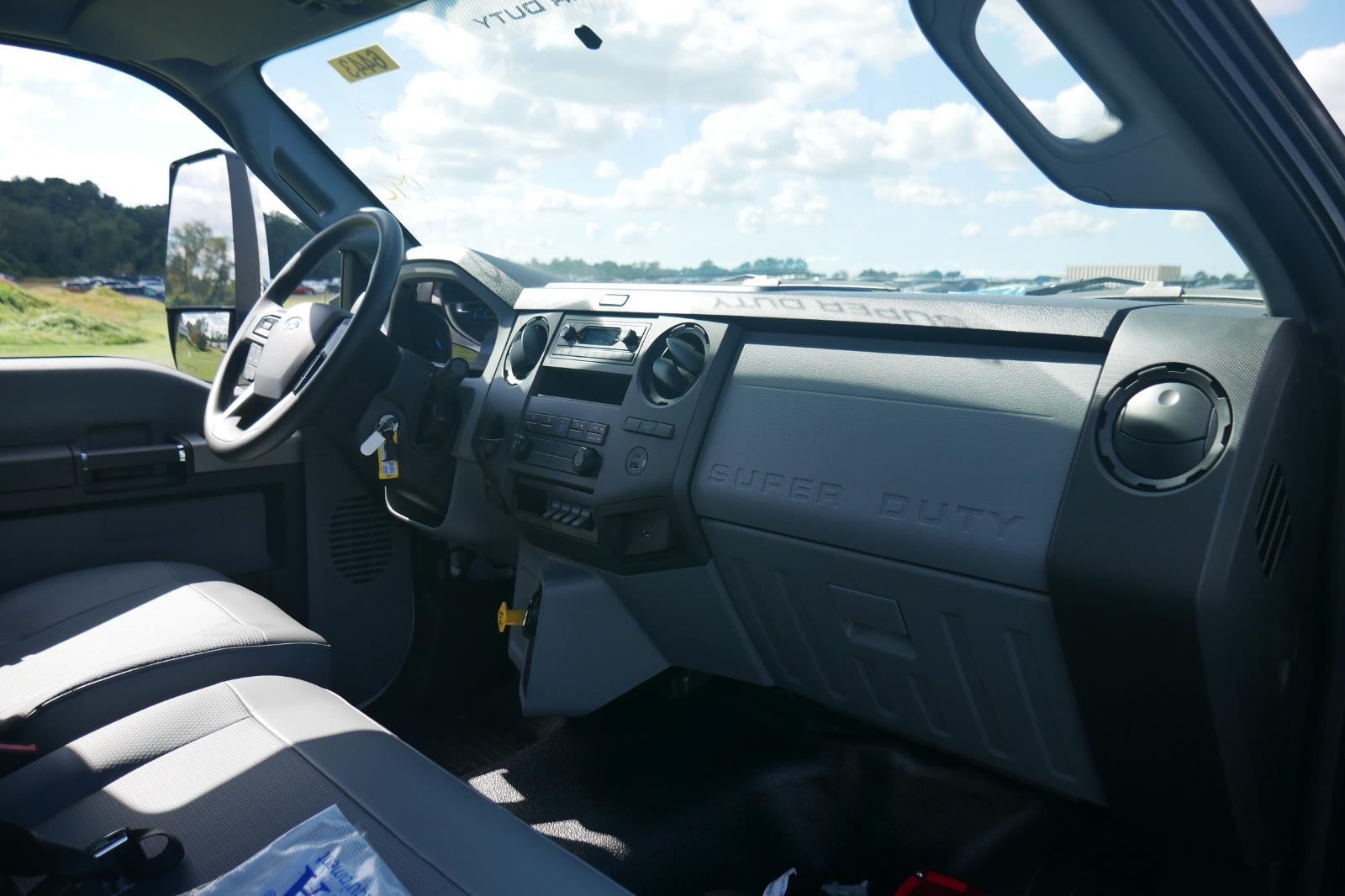 2025 Ford F-650-750 F-750 SD Diesel Straight Frame