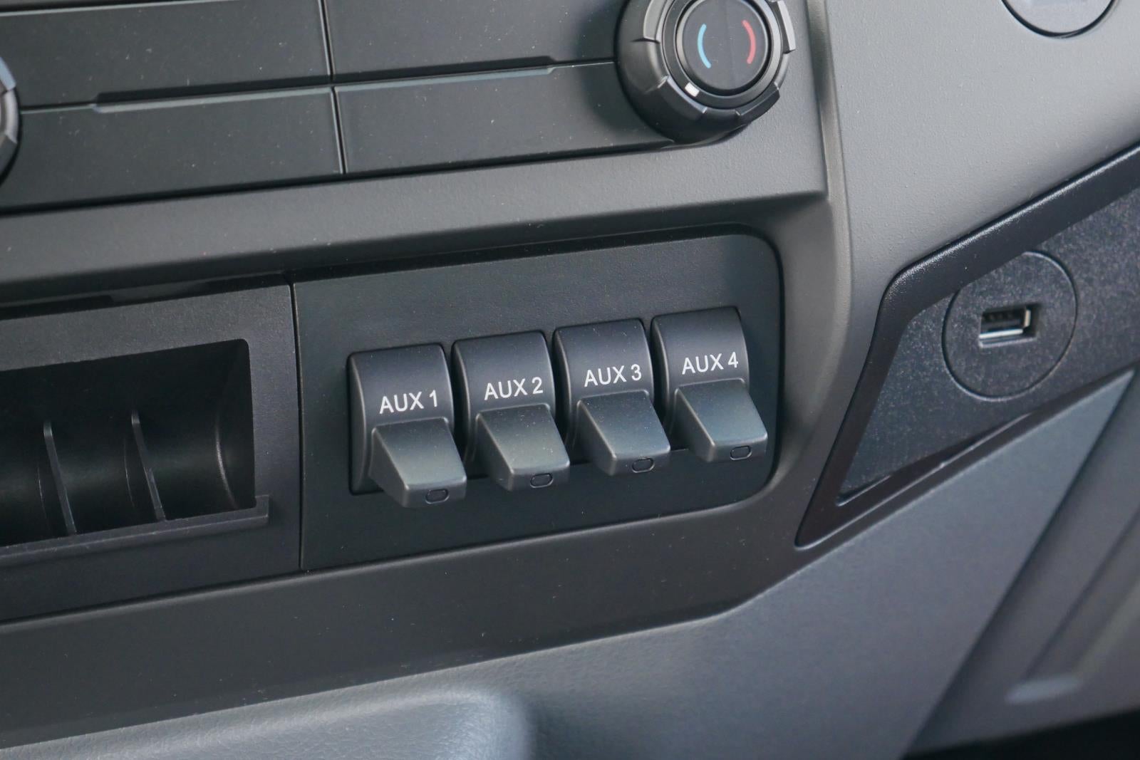 2025 Ford F-650-750 F-750 SD Diesel Straight Frame