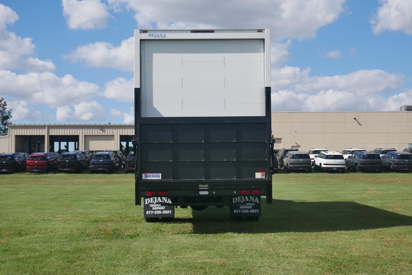 2025 Ford F-650-750 F-750 SD Diesel Straight Frame