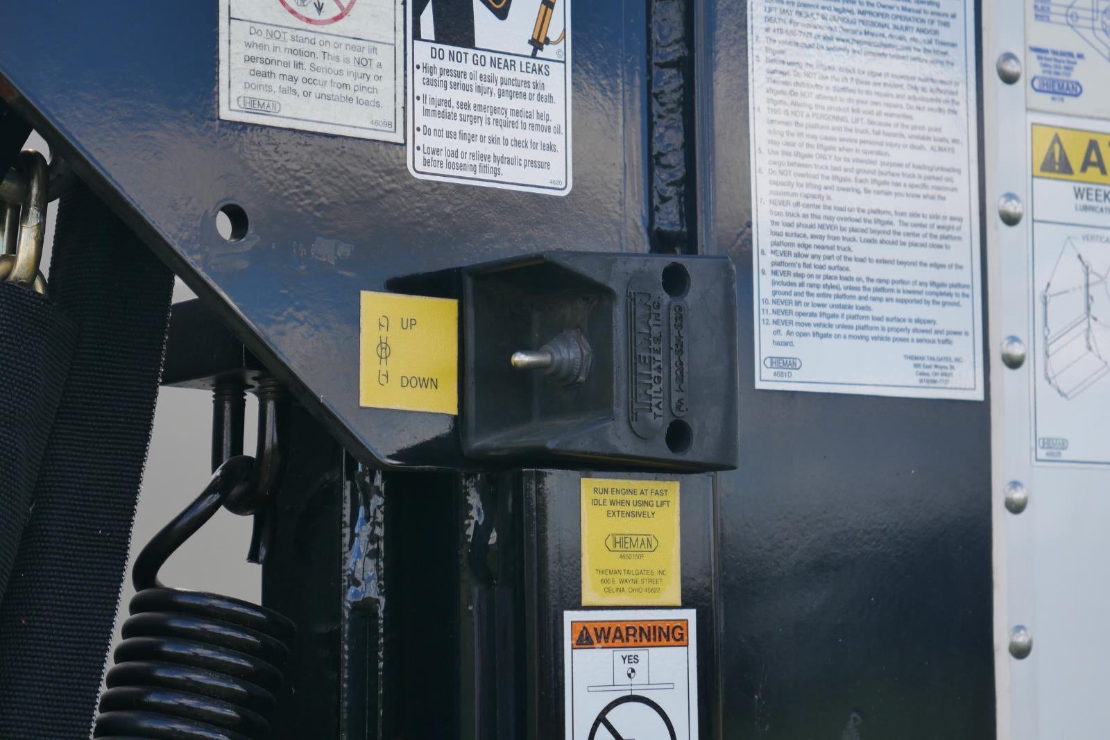 2025 Ford F-650-750 F-750 SD Diesel Straight Frame