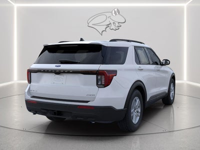 2026 Ford Explorer Xlt