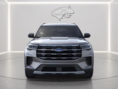 2026 Ford Explorer Xlt