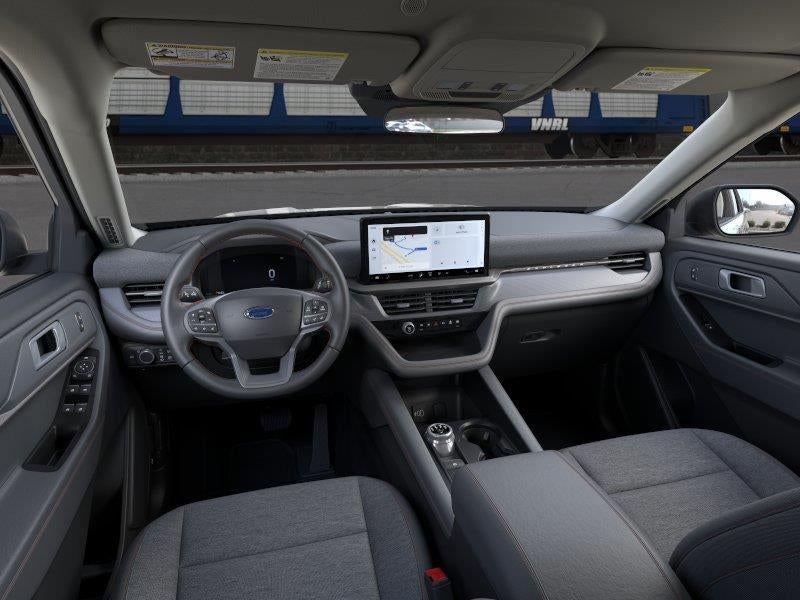 2026 Ford Explorer Xlt