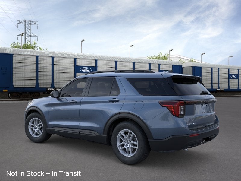 2026 Ford Explorer Xlt