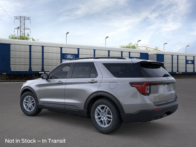 2026 Ford Explorer Xlt