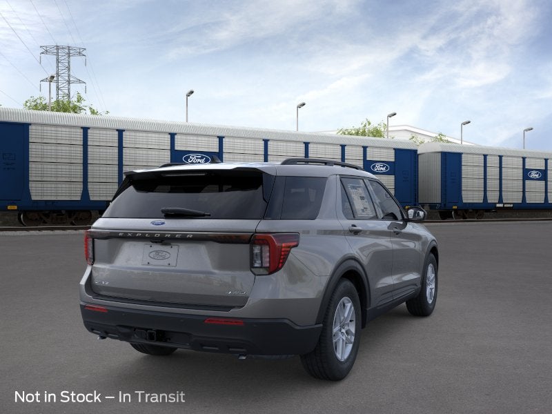2026 Ford Explorer Xlt