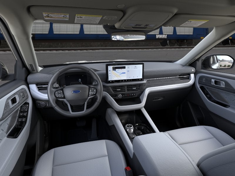 2026 Ford Explorer Plat