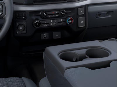 2027 Ford Super Duty F-250 XLT