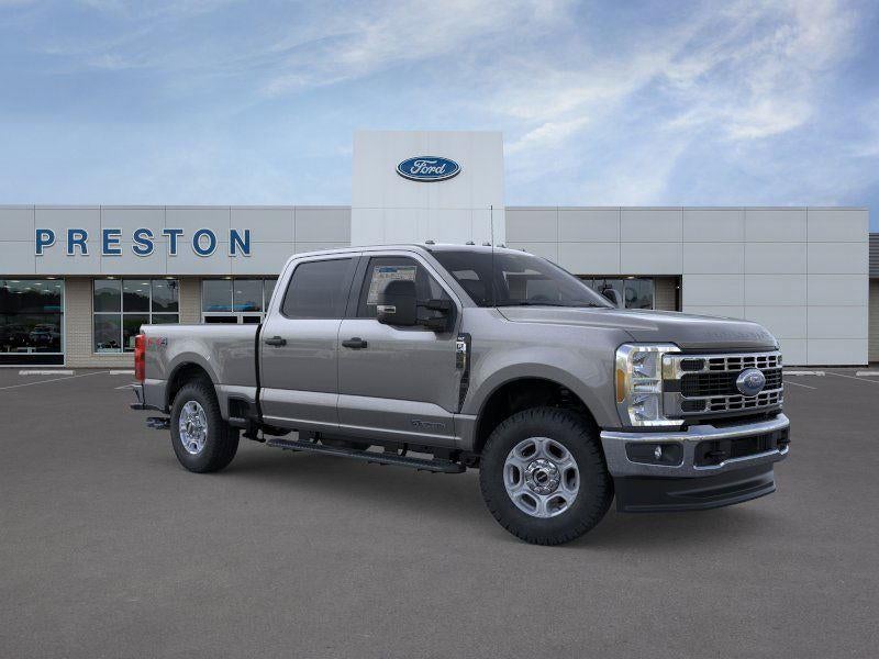 2026 Ford Super Duty XLT