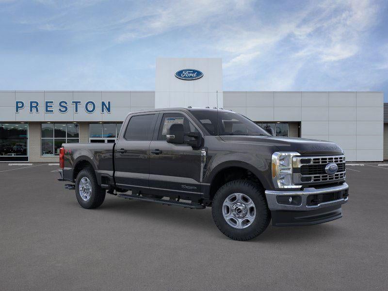 2026 Ford Super Duty XLT