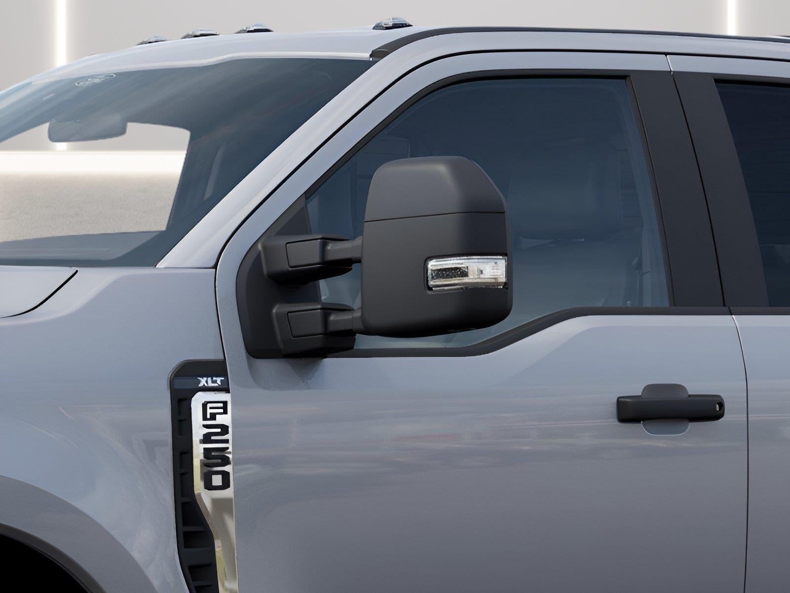 2027 Ford Super Duty F-250 XLT