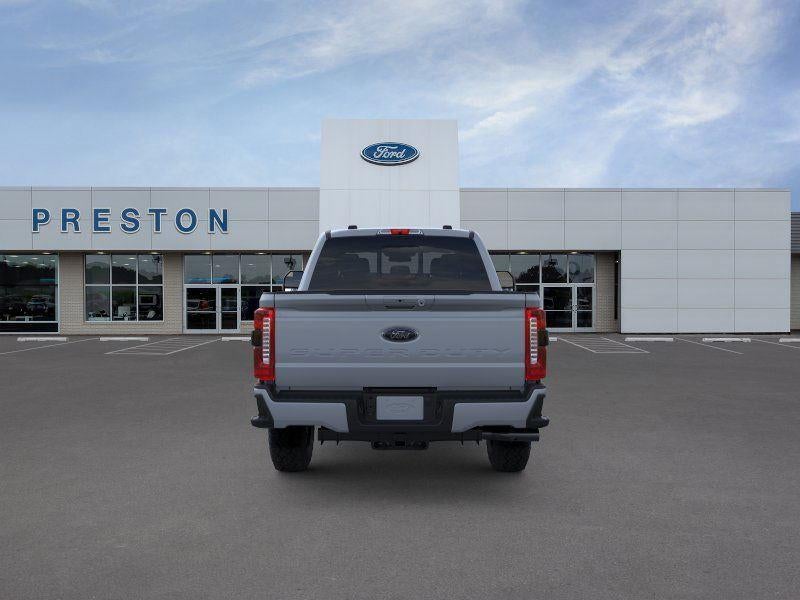 2026 Ford Super Duty LARIAT