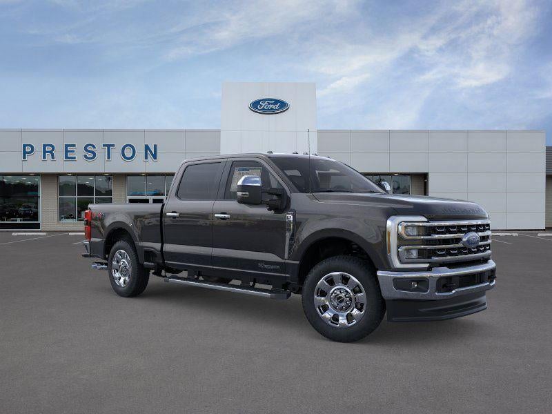 2026 Ford Super Duty LARIAT