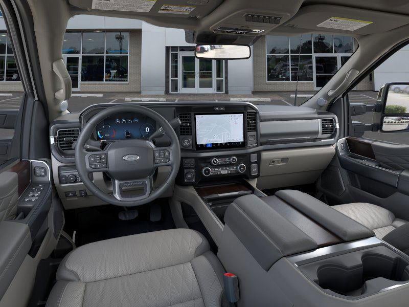 2025 Ford Super Duty Platinum