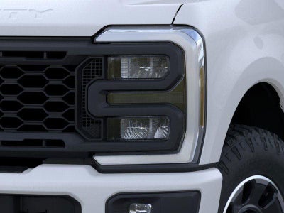 2025 Ford Super Duty LARIAT