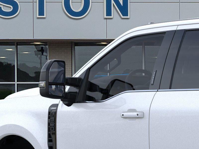 2025 Ford Super Duty LARIAT