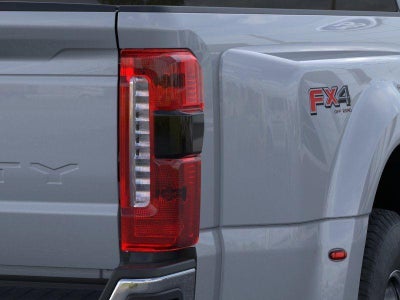 2026 Ford Super Duty F-350 DRW Lariat