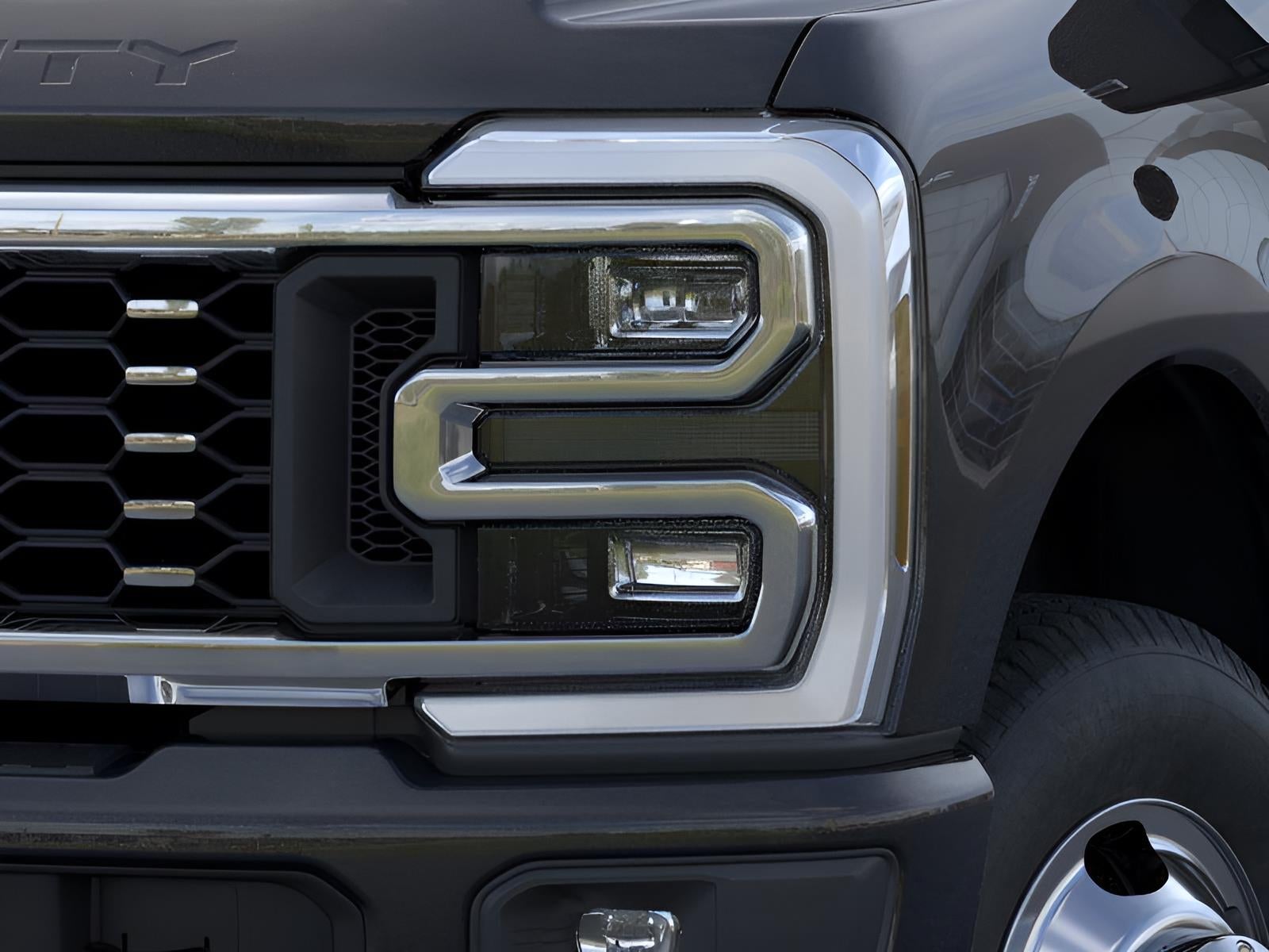 2026 Ford Super Duty F-350 DRW Platinum