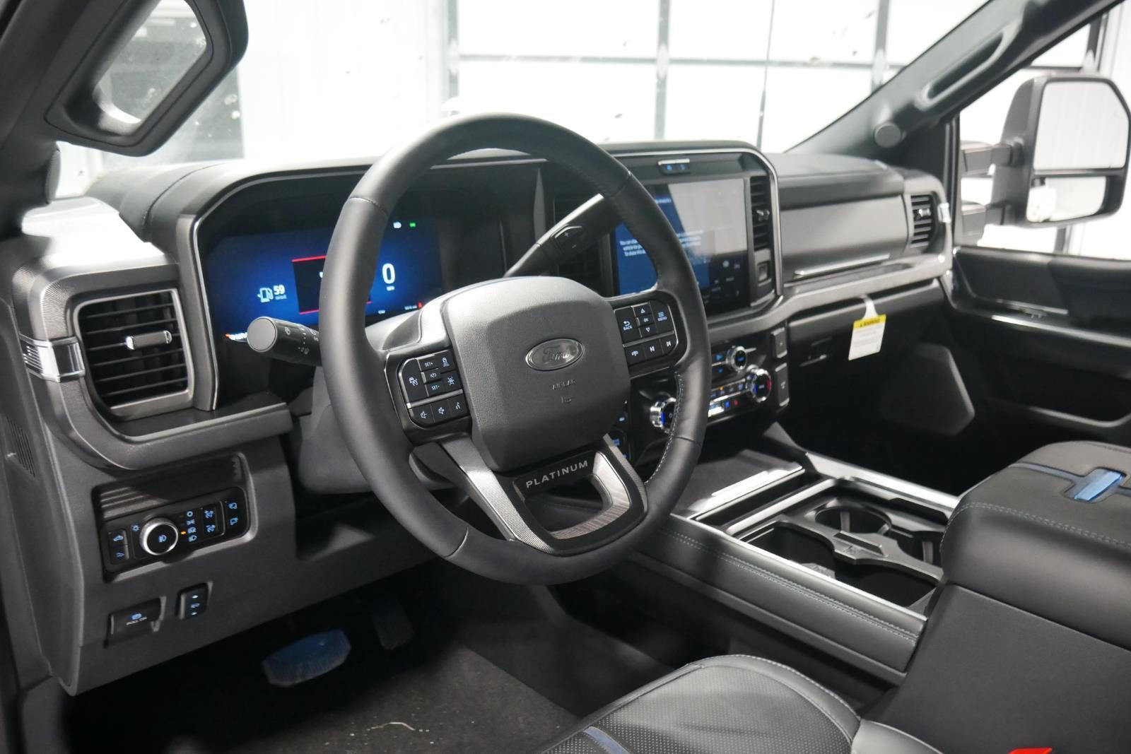 2025 Ford Super Duty Platinum