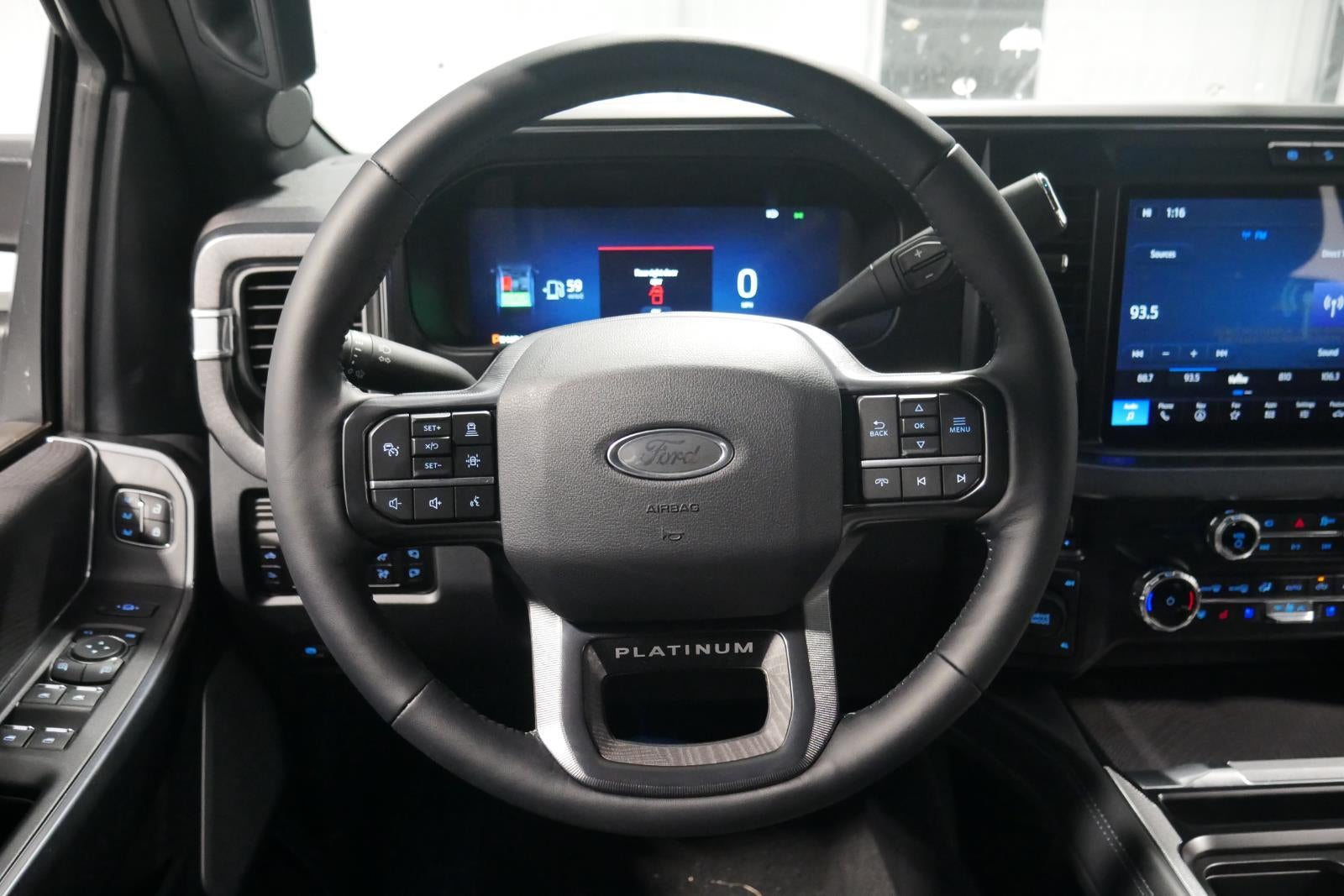 2025 Ford Super Duty Platinum