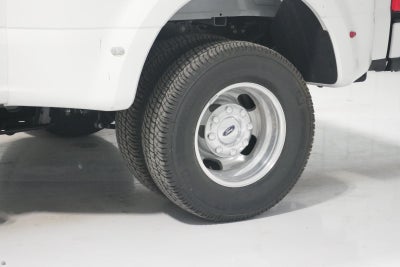 2025 Ford Super Duty Platinum