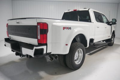 2025 Ford Super Duty Platinum