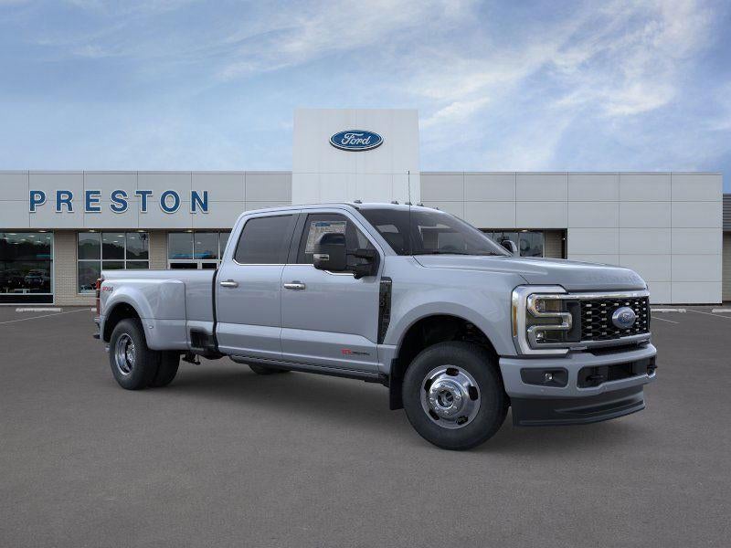 2025 Ford Super Duty Platinum