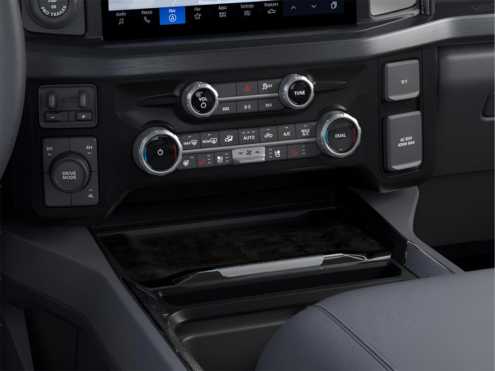 2026 Ford Super Duty F-350 DRW LARIAT