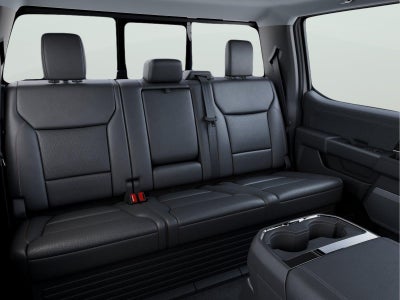 2027 Ford Super Duty F-350 DRW Lariat