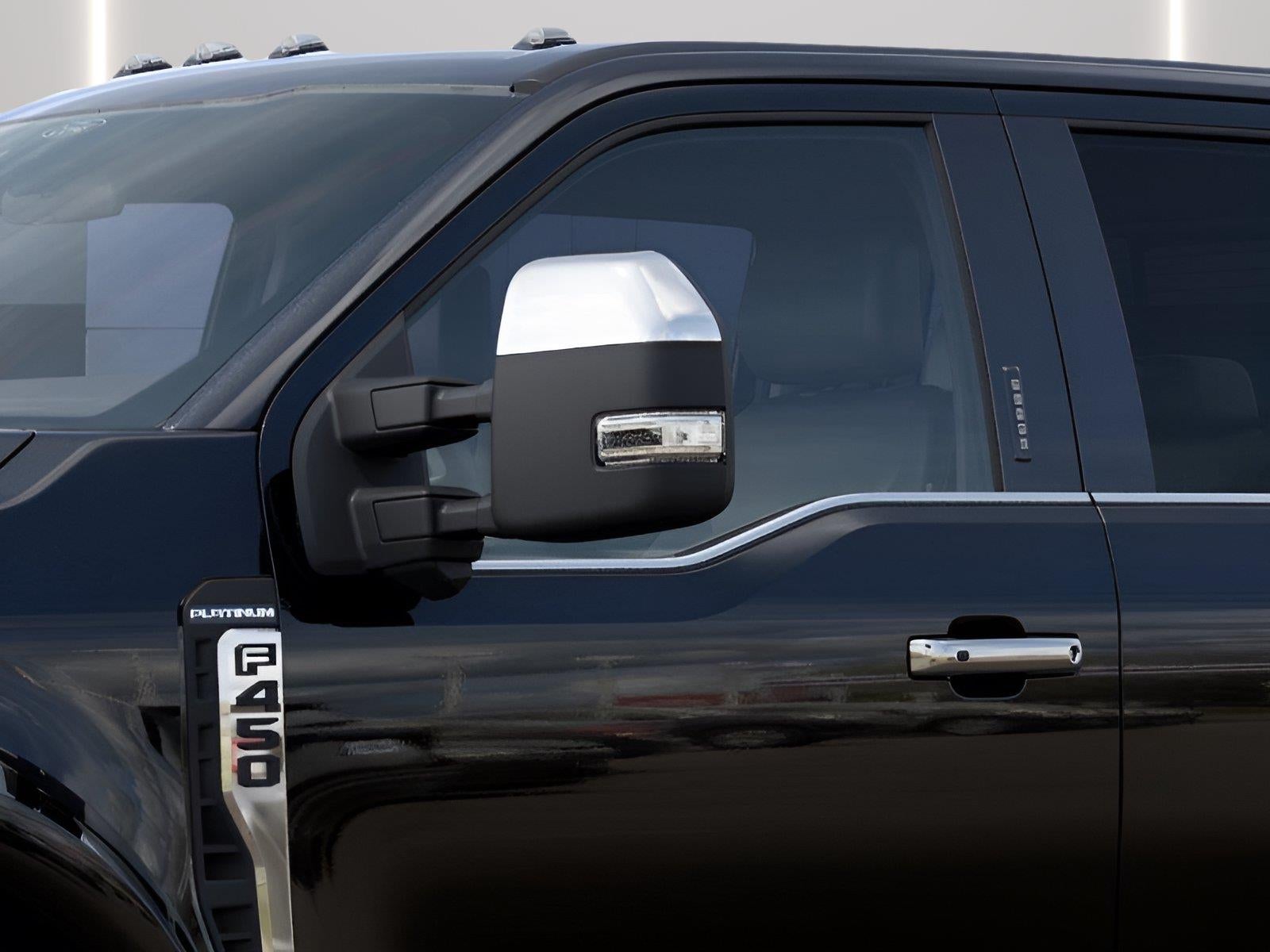 2027 Ford Super Duty F-450 DRW Platinum