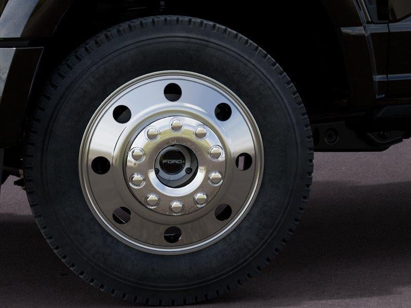 2027 Ford Super Duty F-450 DRW Platinum