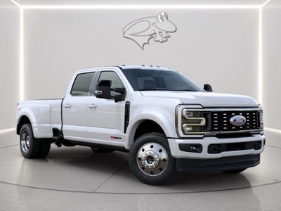 2027 Ford Super Duty F-450 DRW Platinum