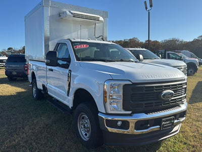 2024 Ford Super Duty THERMO KING SLIP IN BODY WITH V320-20 ELECTRIC STAND BY