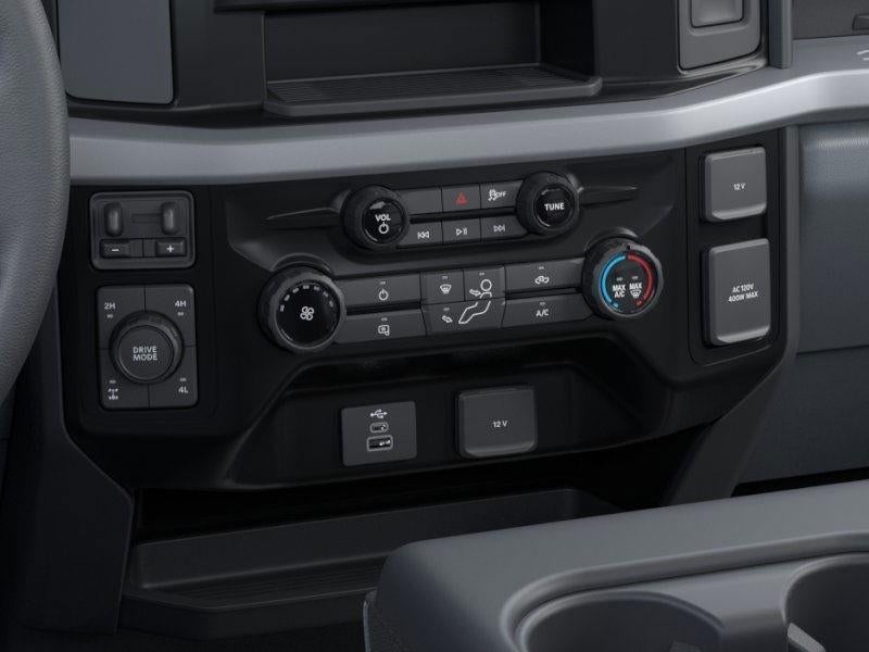 2025 Ford Super Duty F-350 XLT