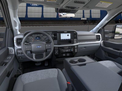 2026 Ford Super Duty F-350 XLT
