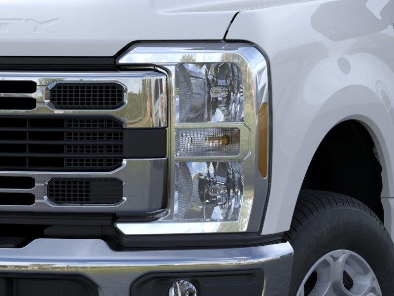 2026 Ford Super Duty F-350 SRW XLT