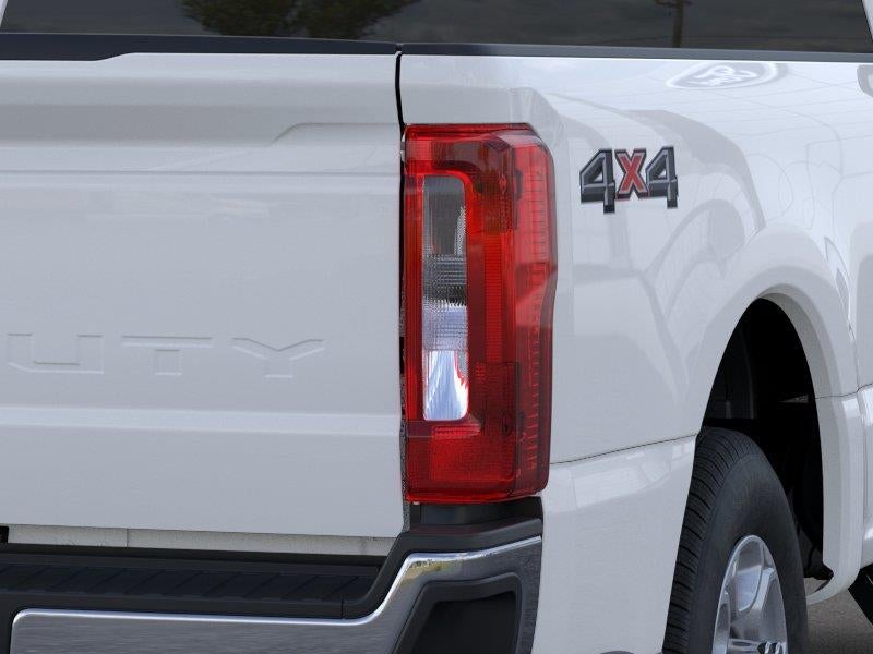 2026 Ford Super Duty F-350 SRW XLT