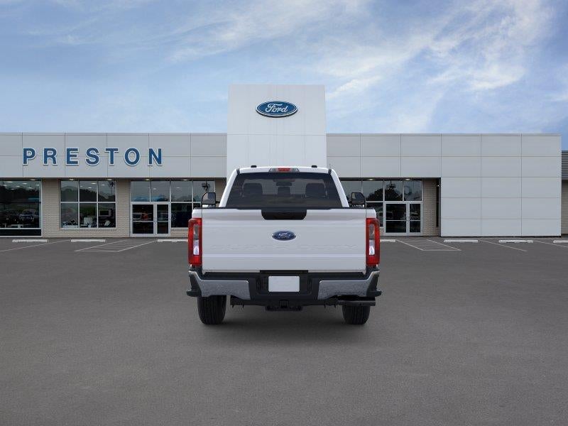 2026 Ford Super Duty F-350 SRW XLT